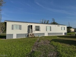 Building Photo - 305 Oakmont Ave