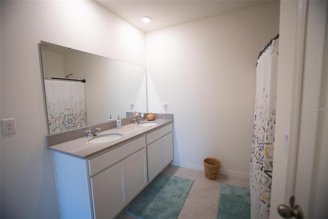Building Photo - 5062 Foxglove Cir