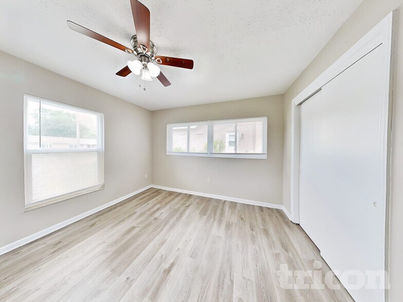 Building Photo - 604 Barkfield Loop