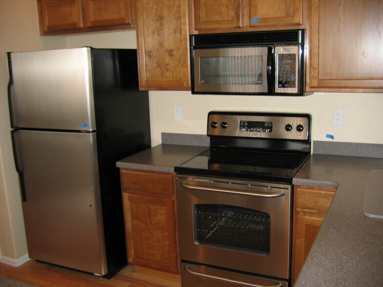 Building Photo - 6516 Andretti Ct