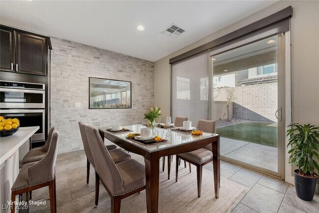 Building Photo - 9061 Field Maple St