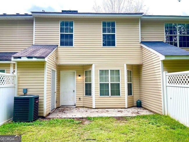 Building Photo - 5594 Fair Creek Way