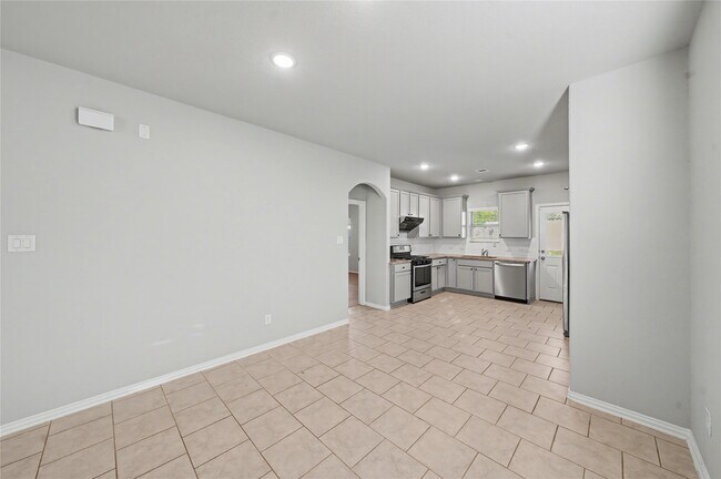 Building Photo - 8407 Balding Dr