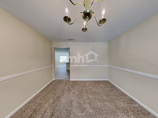 Building Photo - 1140 Ivey Lane