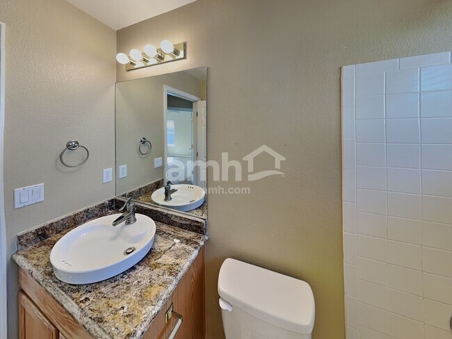 Building Photo - 22414 Quail Run Ln