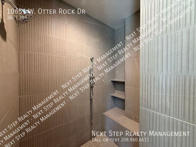 Building Photo - 10651 W Otter Rock Dr