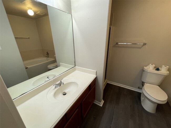 Building Photo - 1226 Bantry Meadow Dr