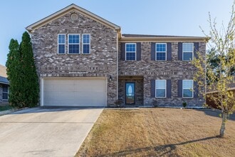 Building Photo - 2415 Bell Manor Dr SW