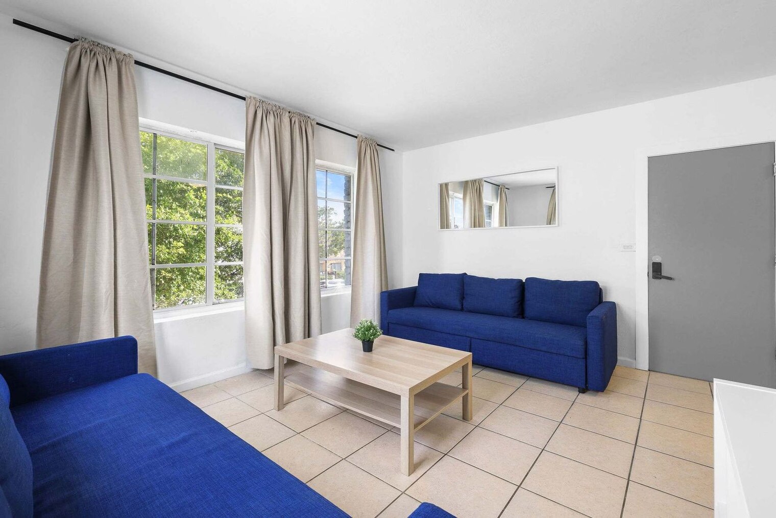 Building Photo - 7340 Harding Ave