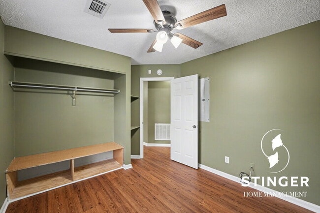 Building Photo - 6 Blacksmith Cir