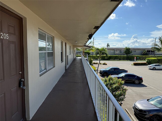 Building Photo - 7600 NW 4th Pl