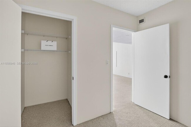 Building Photo - 19707 Turnberry Way