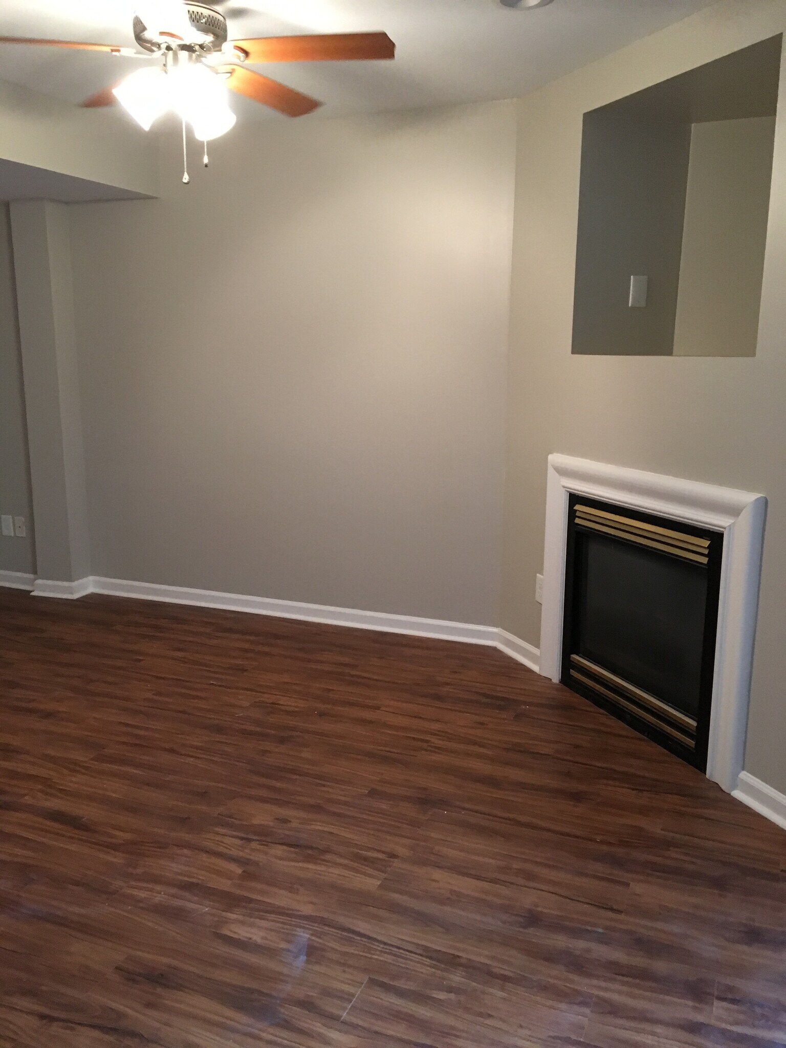 Building Photo - 5543 Crabtree Park Ct