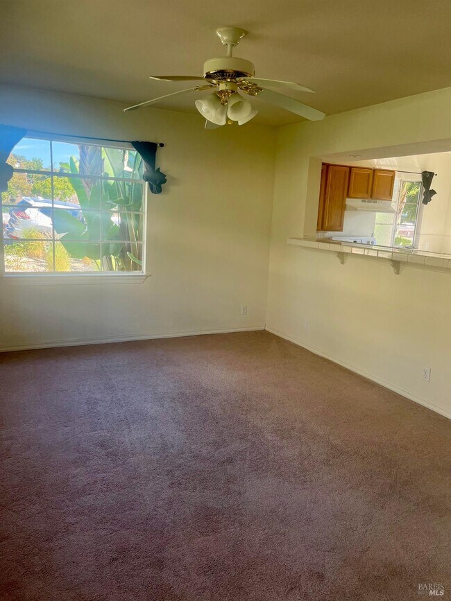 Building Photo - 160 E J St