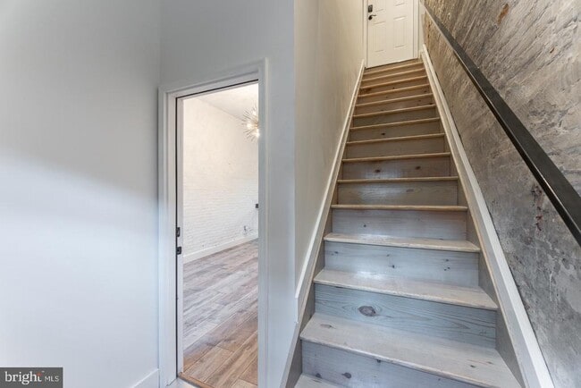 Building Photo - 2208 Taggert St