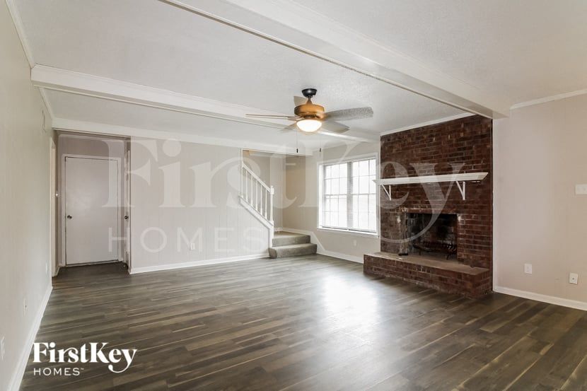 Building Photo - 1459 Haverwood Ave