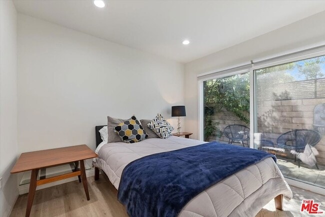 Building Photo - 2401 21st St