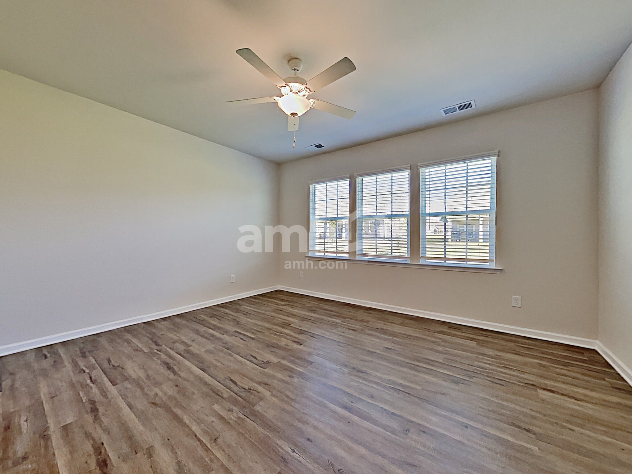 Building Photo - 14310 Hugh Dixon Way