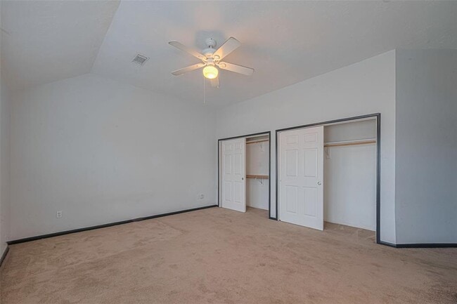 Building Photo - 1439 El Camino Village Dr
