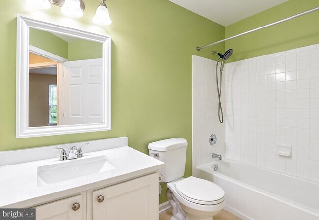 Building Photo - 10708 Croydon Ct