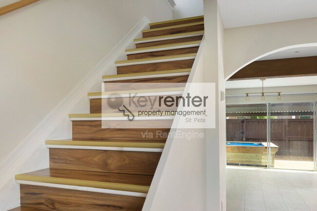 Building Photo - 1833 Clearbrooke Dr