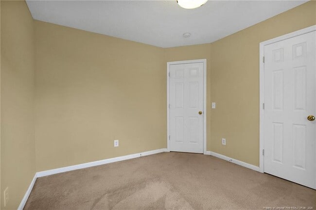 Building Photo - 75 Countess Ct