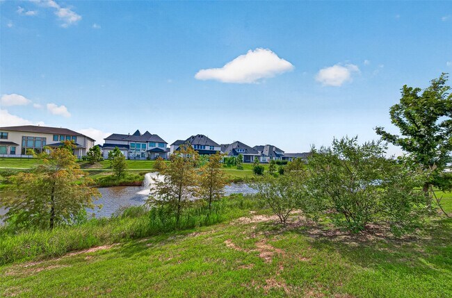 Building Photo - 5558 Amber Brook Ln
