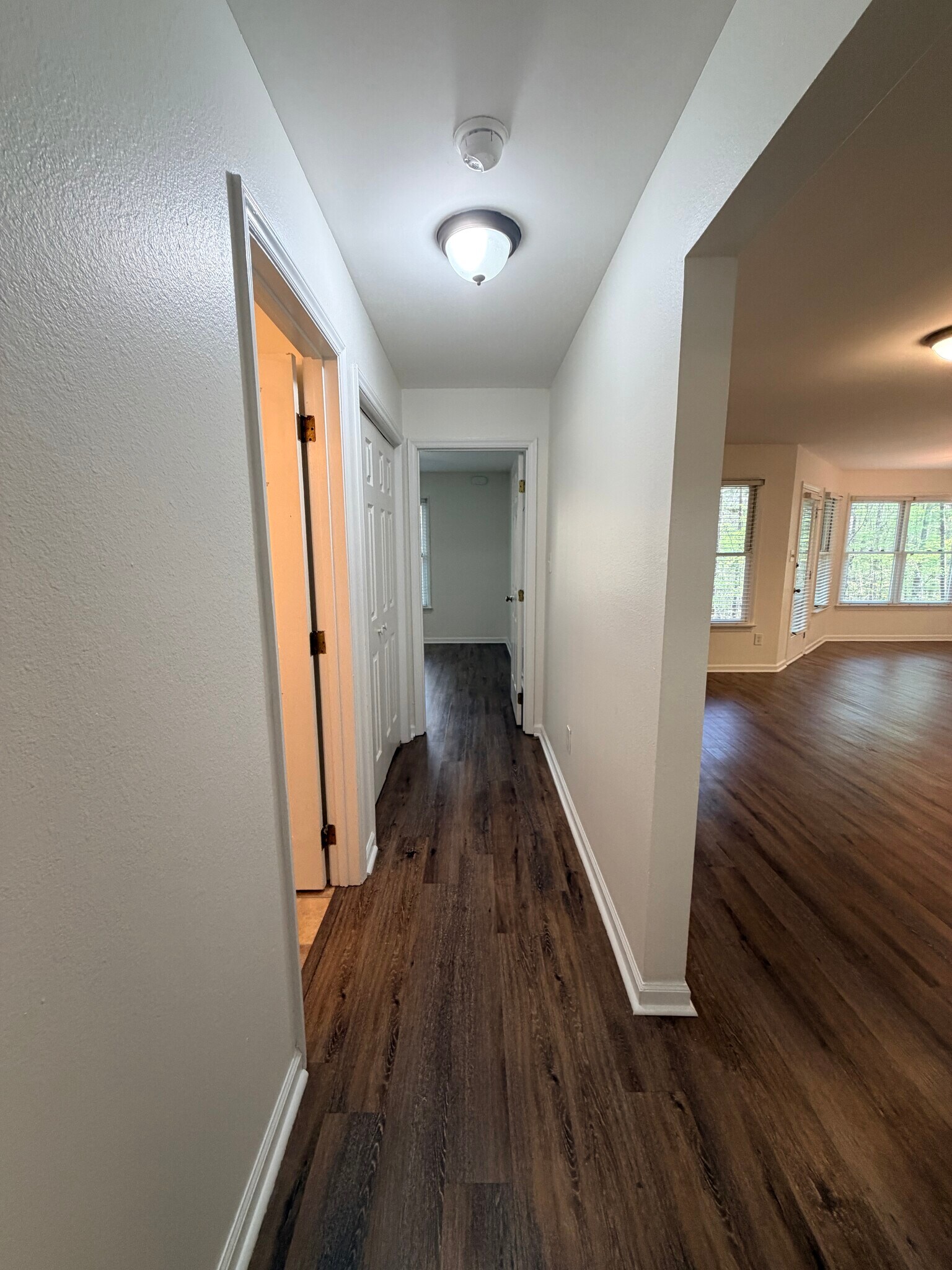 Hallway to bathroom and master bedroom - 109 Killam Ct
