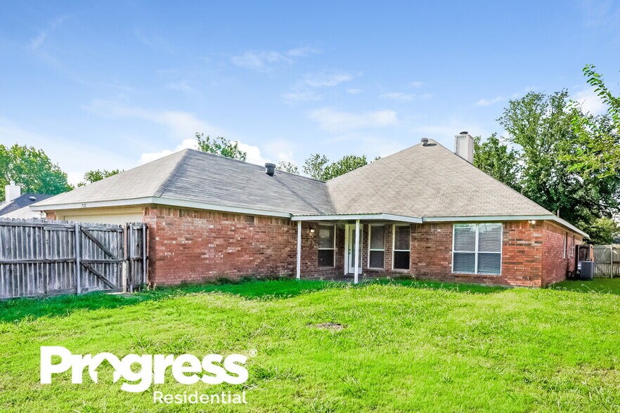 Building Photo - 7921 Wayne Way