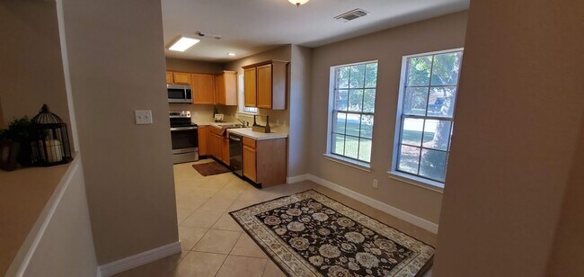Building Photo - 1207 Toby Ln