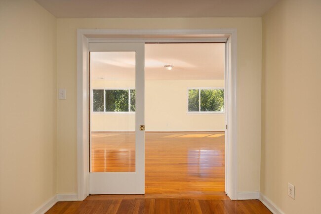 Building Photo - 6221 Walhonding Rd