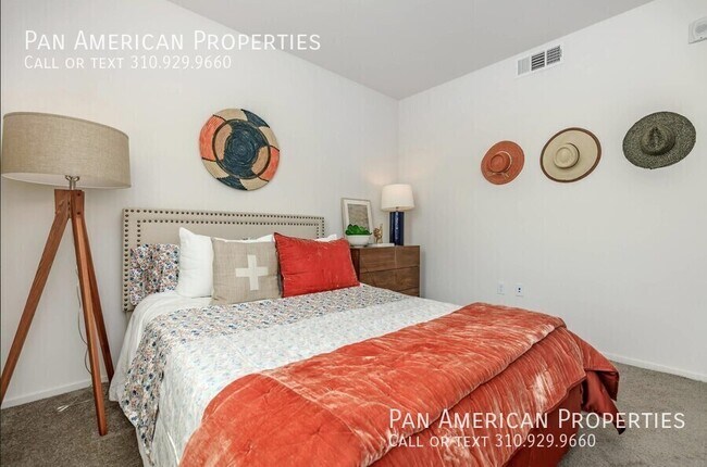 Building Photo - 840 S Magnolia Ave