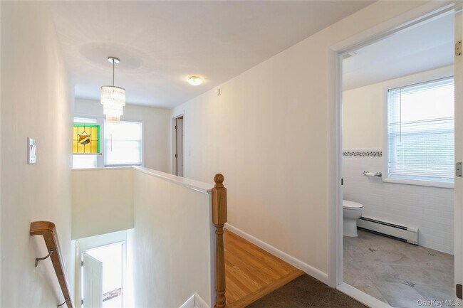 Building Photo - 11 Deauville Pkwy