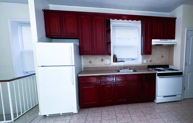 Primary Photo - 503 Beverley Rd