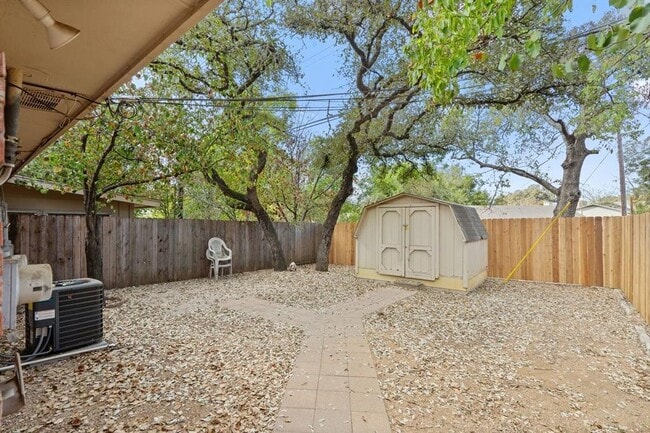 Building Photo - 8421 Fathom Cir