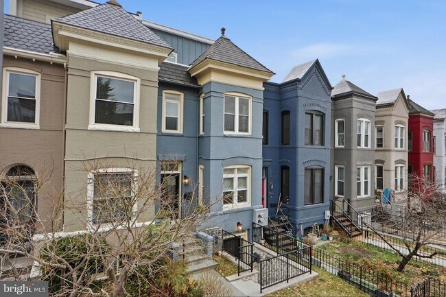 Building Photo - 3620 13th St NW