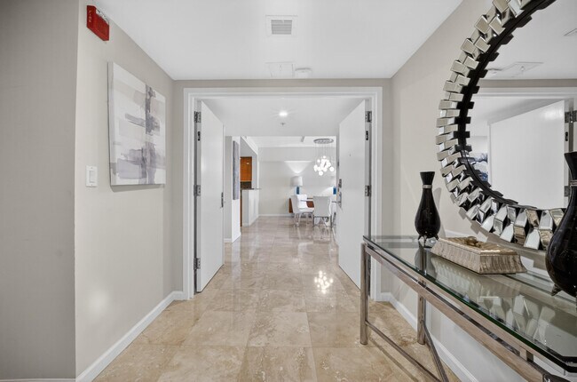 Building Photo - 45 Hendricks Isle