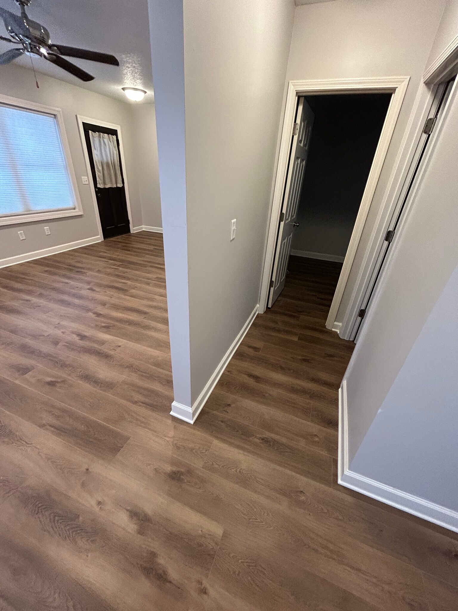 Building Photo - 950 29th Ave NE