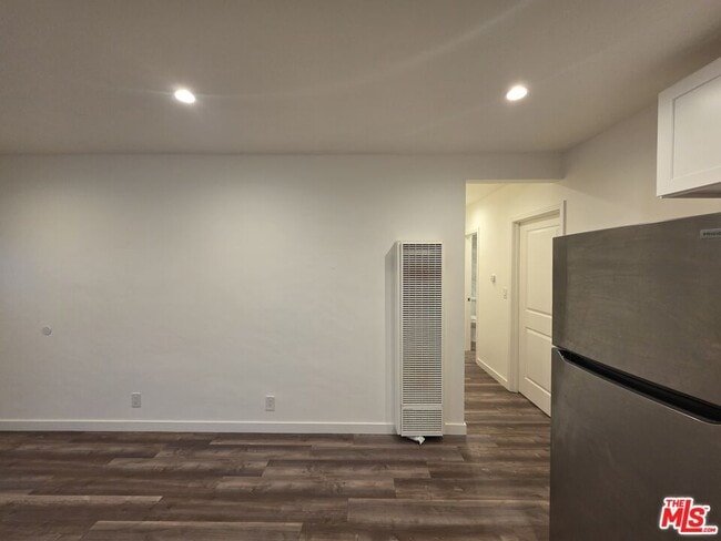 Building Photo - 2012 S Holt Ave