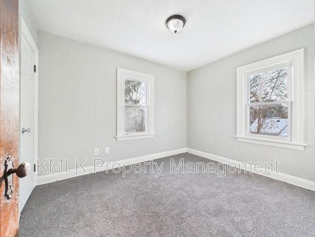 Building Photo - 918 Peckham St