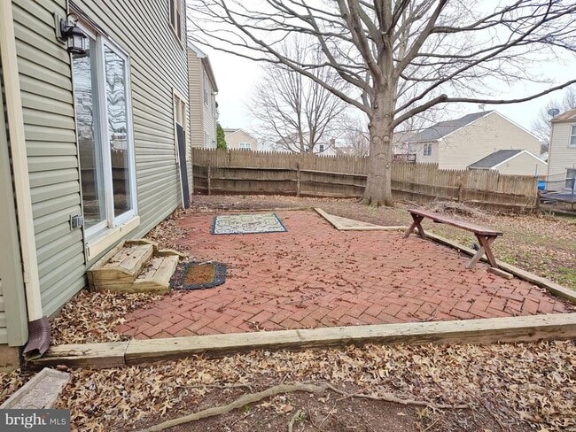 Building Photo - 72 Whethersfield Cir