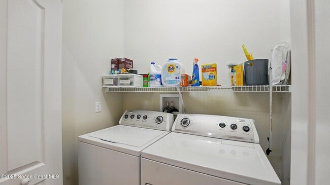 Building Photo - 3401 Funston Cir
