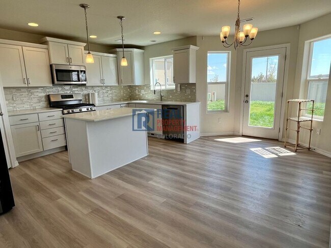 Building Photo - 7363 Coppermine Ct