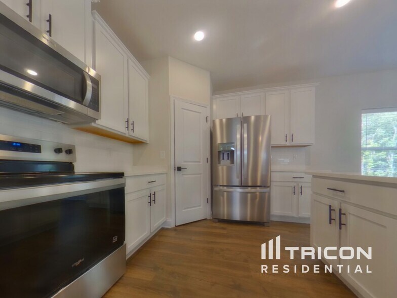 Building Photo - 488 Cantrell Dr