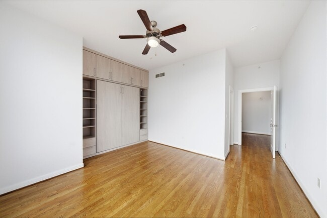 Building Photo - 3333 Allen Pkwy