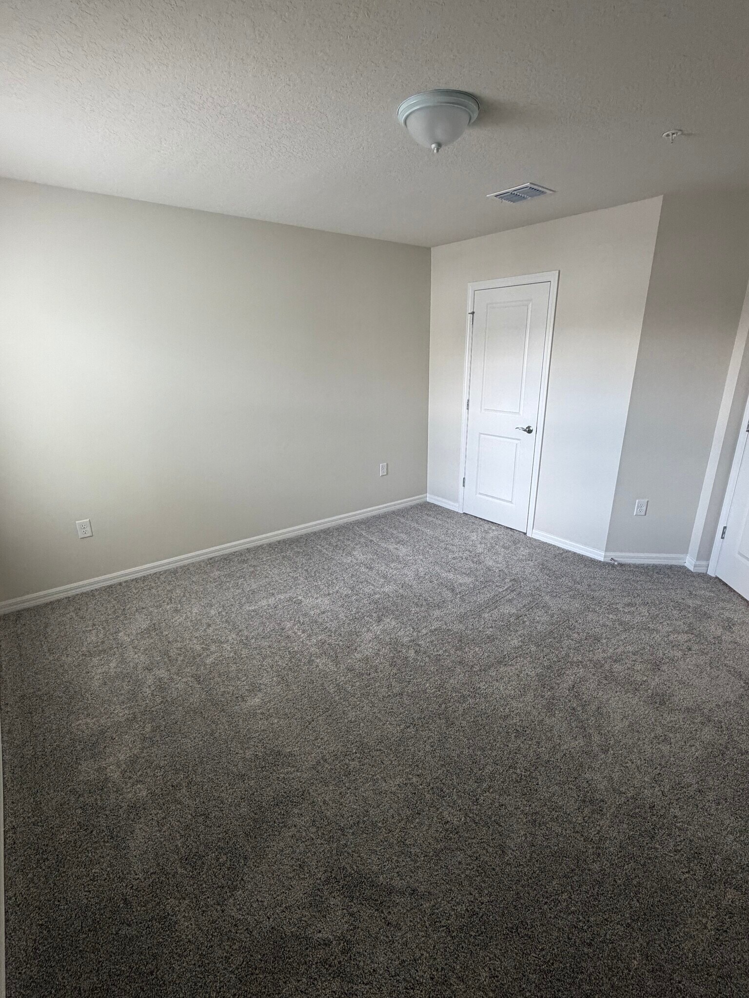 Building Photo - 110 Violet Vine Ln