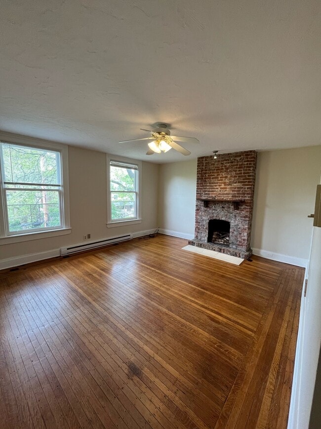 Building Photo - 6814 Thomas Blvd