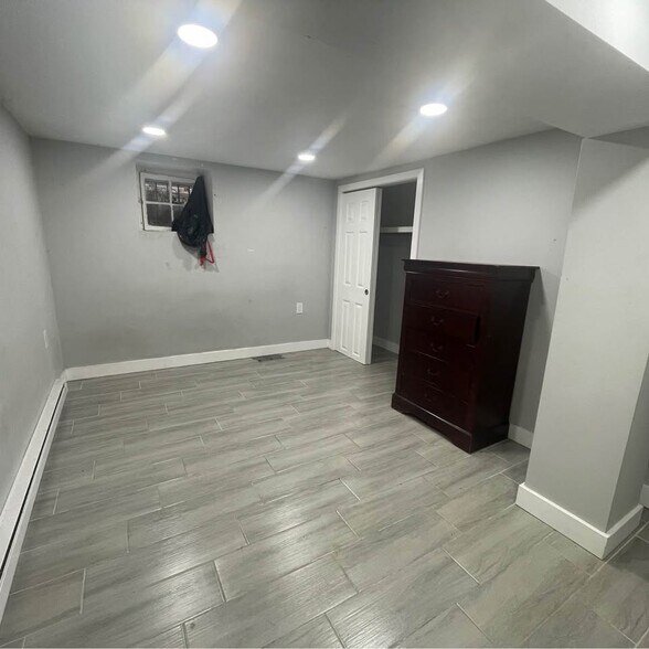 Building Photo - 153 Ripley Pl