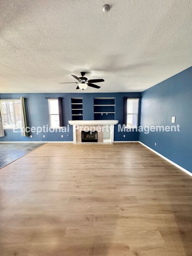 Building Photo - Ready to move in 4 bed 3 bath pool home