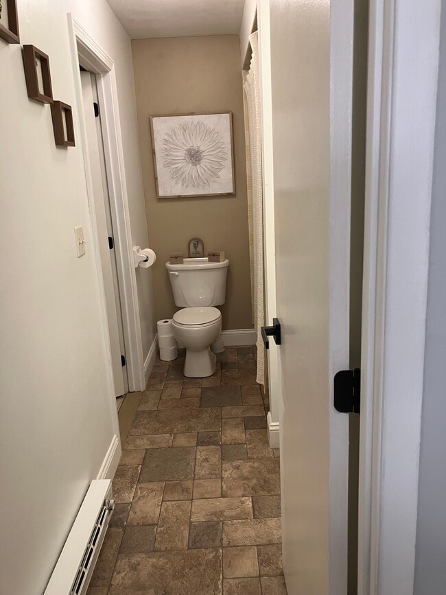 Building Photo - 883 Weirs Blvd